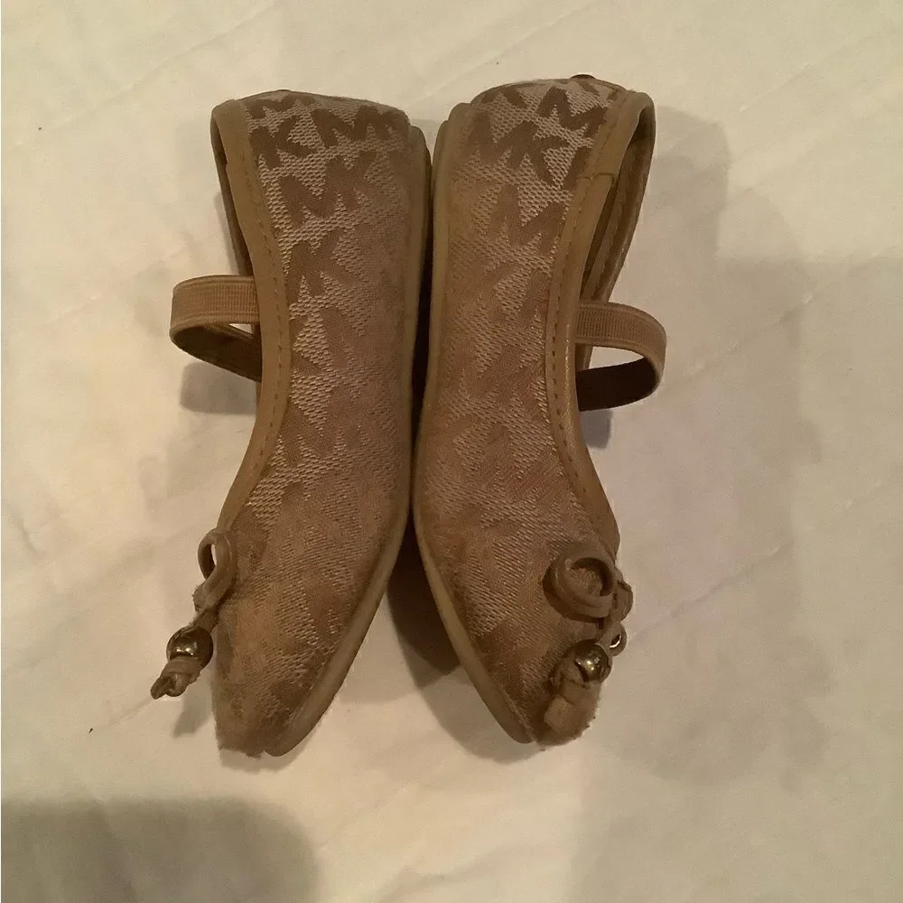 Michael Kors toddler size 6 tan dress shoes